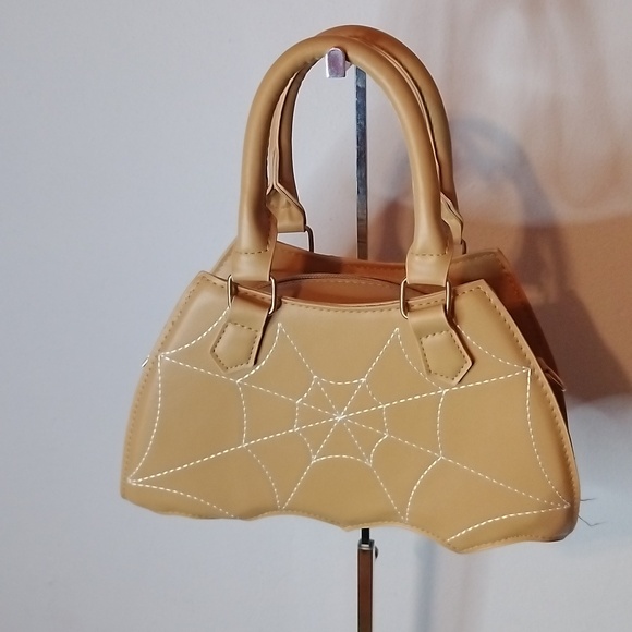 Tan Spider Web Purse - Picture 4 of 6